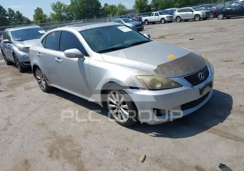 2010 Lexus IS250 фото