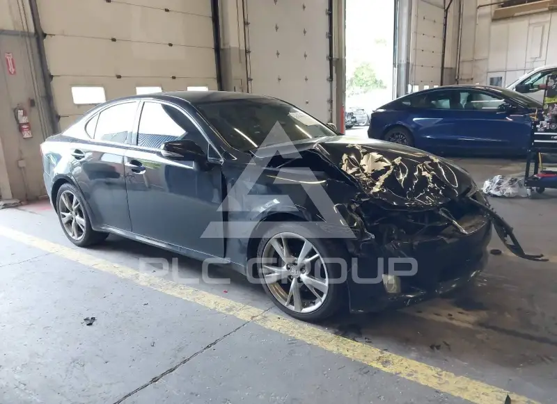 2010 Lexus IS250 photo