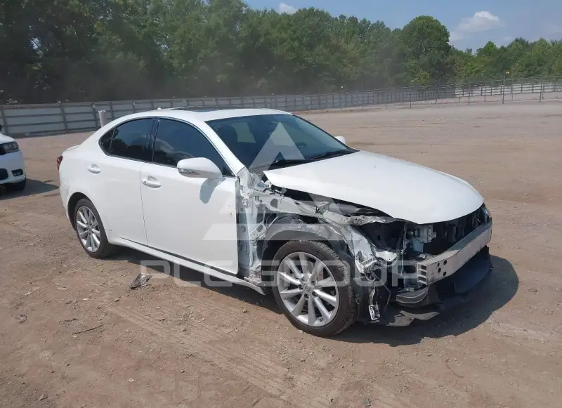 2010 Lexus IS250 photo