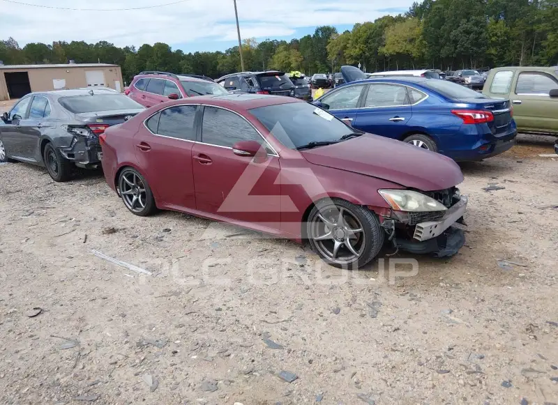 2010 Lexus IS250 фото