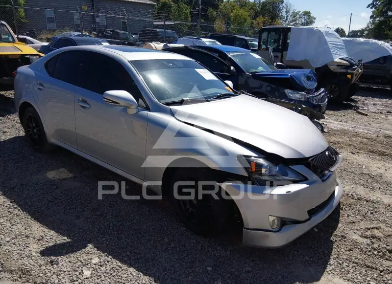 2010 Lexus IS250 фото