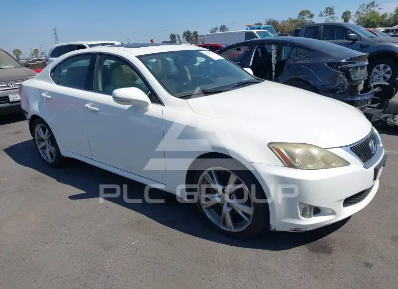2010 Lexus IS250 фото