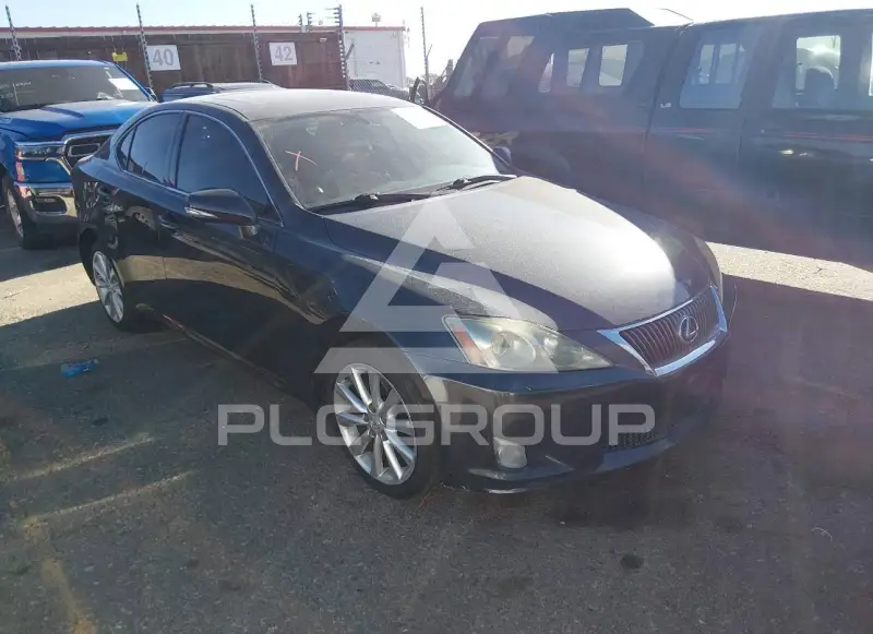 2010 Lexus IS250 фото