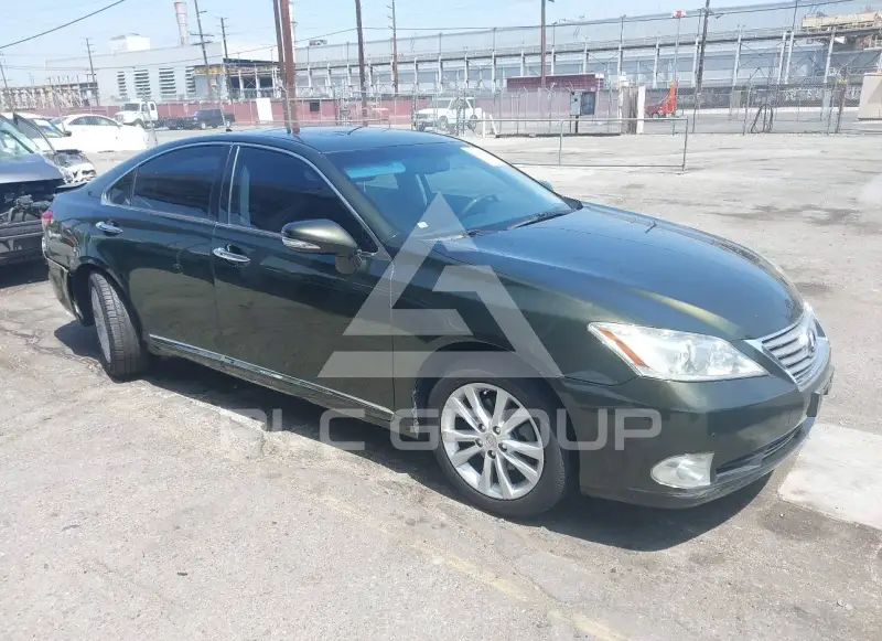 2010 Lexus ES350 photo