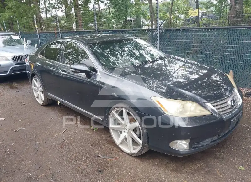 2010 Lexus ES350 photo