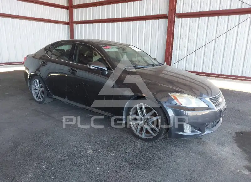 2010 Lexus IS photo