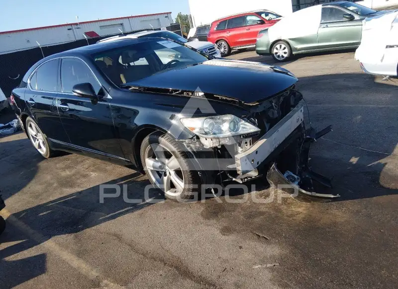 2010 Lexus LS460 photo