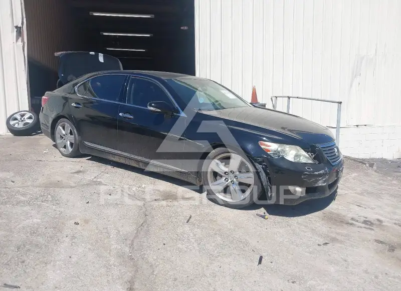 2010 Lexus LS460 photo