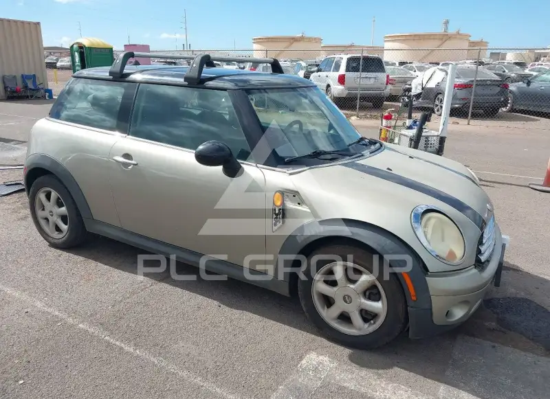 2010 Mini COOPER фото