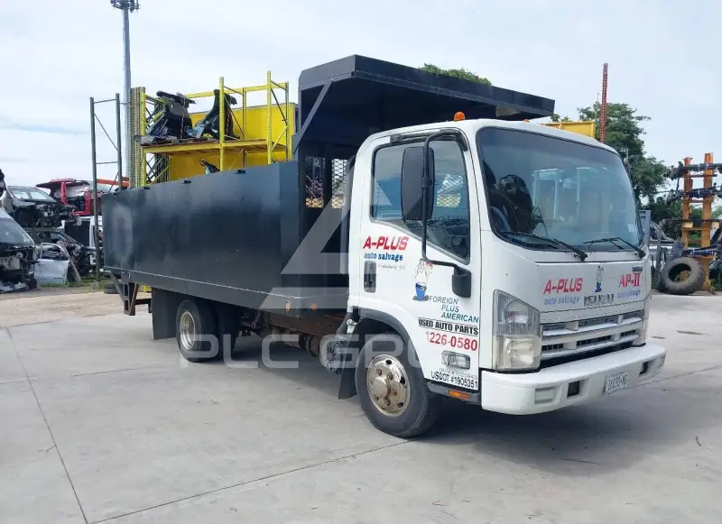 2010 Isuzu NPR фото