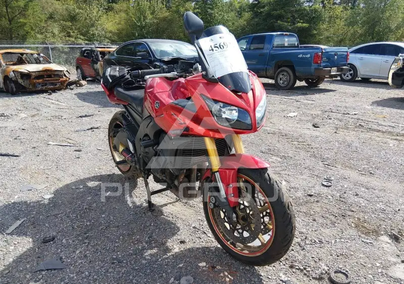 2010 Yamaha FZ1 photo