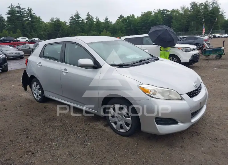 2010 Toyota MATRIX photo