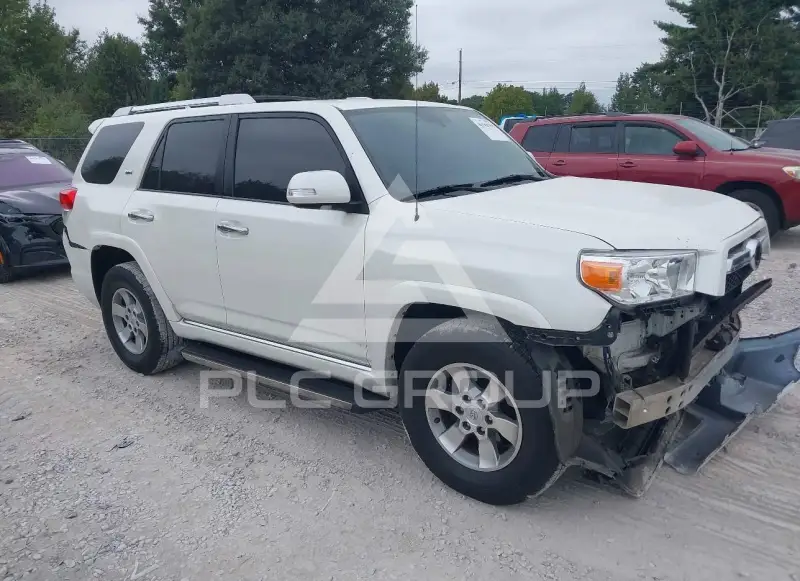 2010 Toyota 4 RUNNER фото