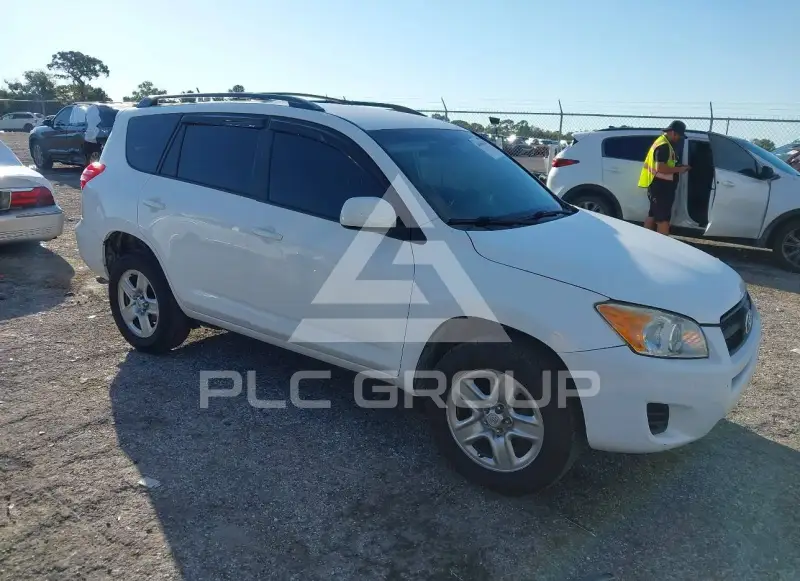 2010 Toyota RAV4 photo