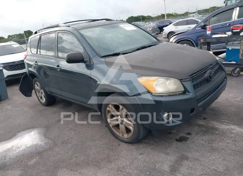 2010 Toyota RAV4 photo