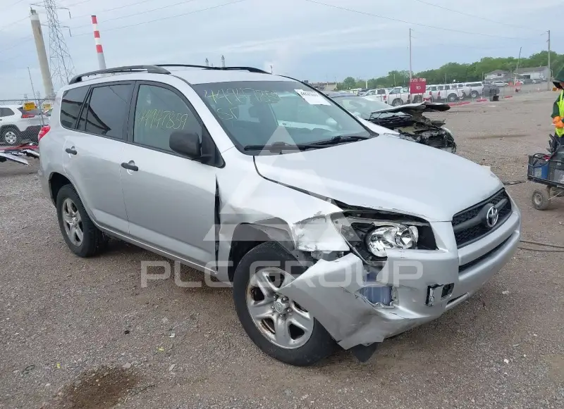 2010 Toyota RAV4 фото