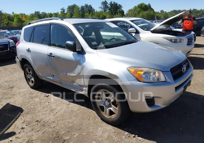 2010 Toyota RAV4 photo