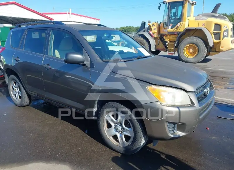 2010 Toyota RAV4 photo