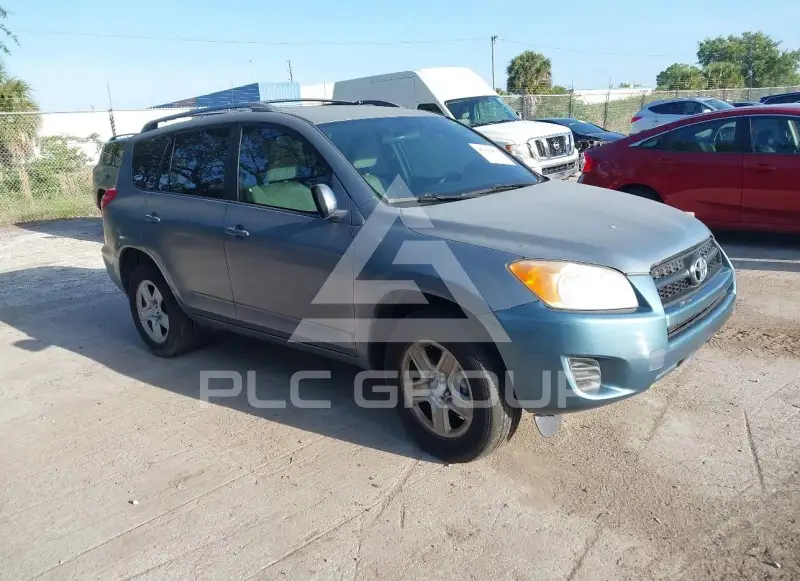 2010 Toyota RAV4 photo