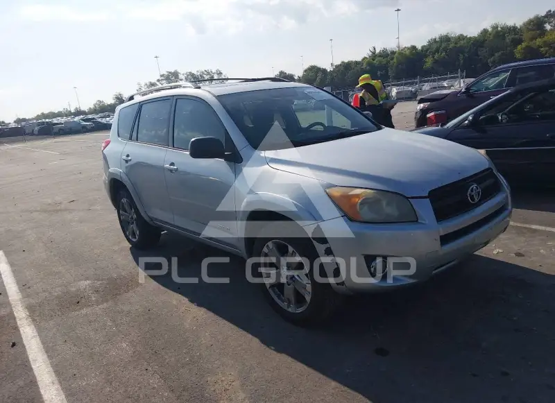 2010 Toyota RAV4 photo