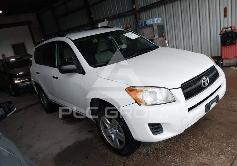 2010 Toyota RAV4 photo