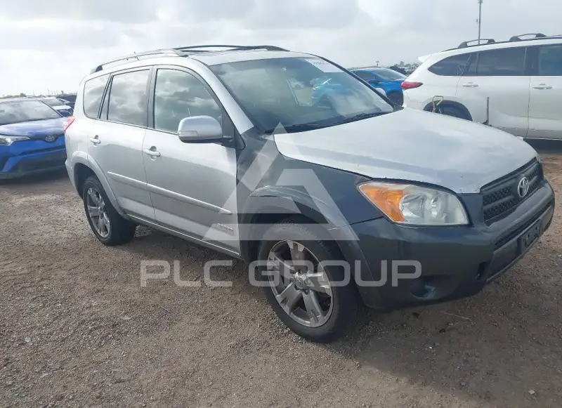 2010 Toyota RAV4 photo