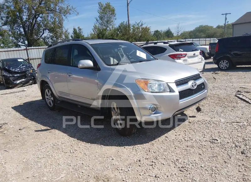 2010 Toyota RAV4 photo
