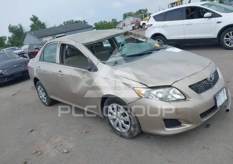 2010 Toyota COROLLA фото