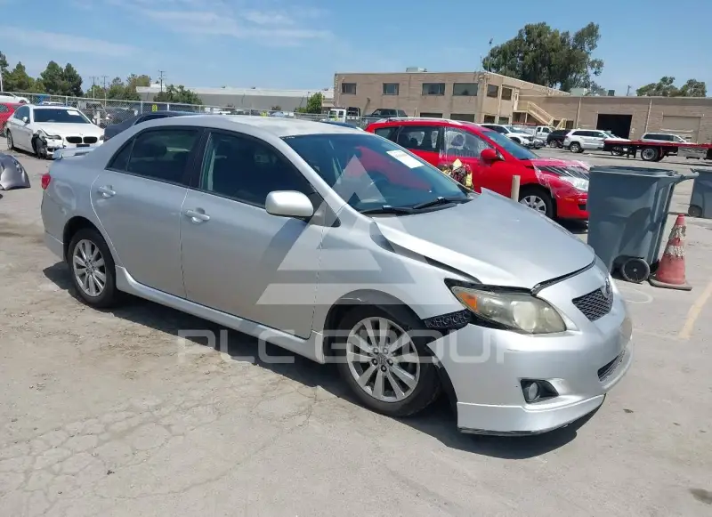 2010 Toyota COROLLA фото