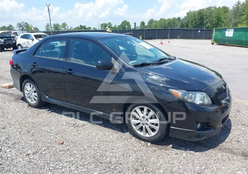 2010 Toyota COROLLA фото