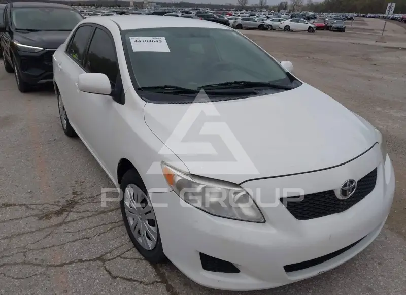 2010 Toyota COROLLA фото