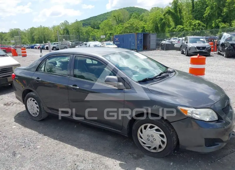 2010 Toyota COROLLA фото