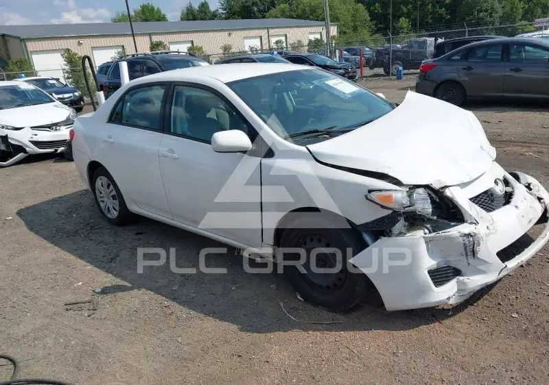 2010 Toyota COROLLA фото
