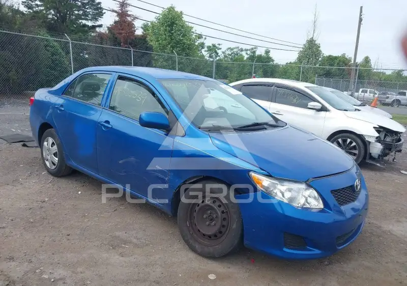2010 Toyota COROLLA фото
