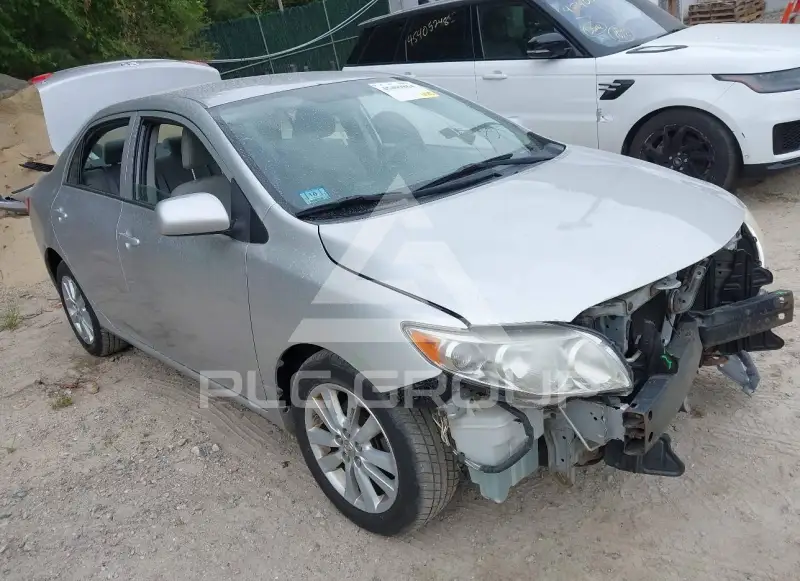 2010 Toyota COROLLA фото
