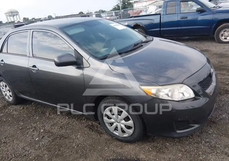 2010 Toyota COROLLA фото