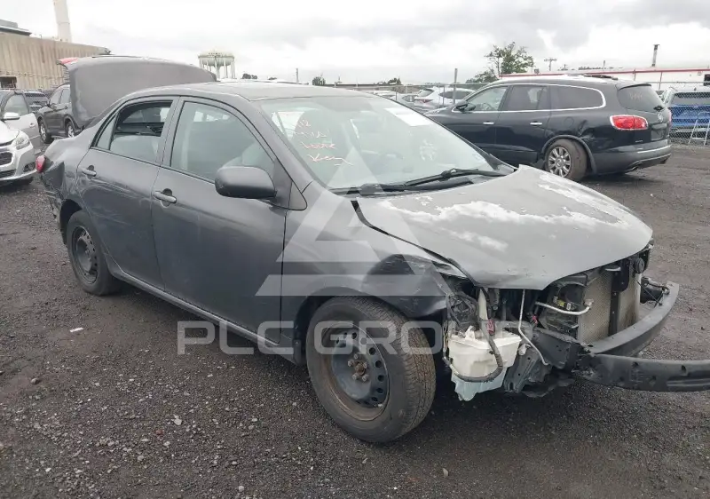 2010 Toyota COROLLA фото