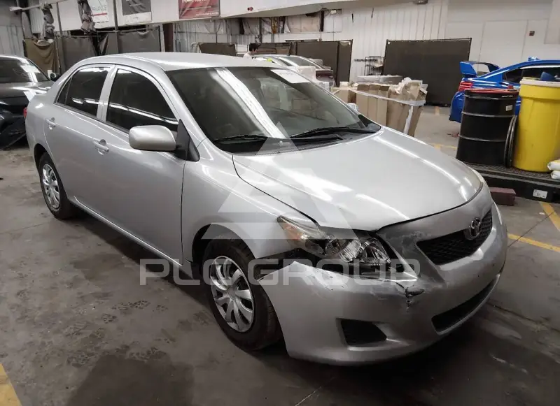 2010 Toyota COROLLA фото