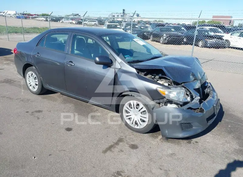2010 Toyota COROLLA фото