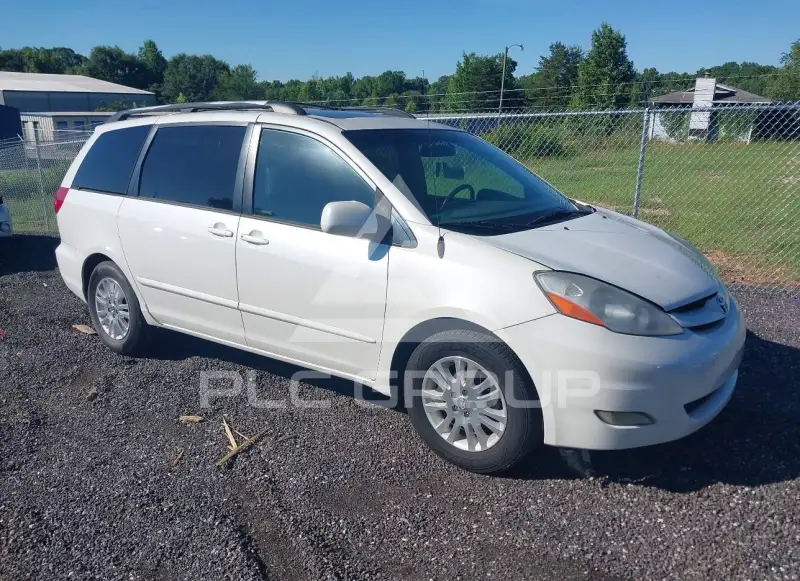 2010 Toyota SIENNA фото