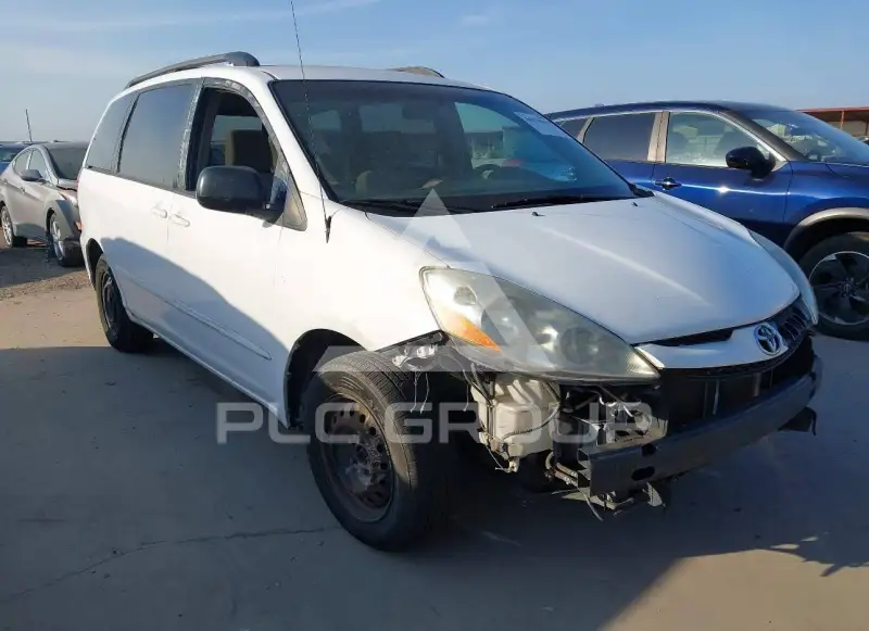 2010 Toyota SIENNA фото