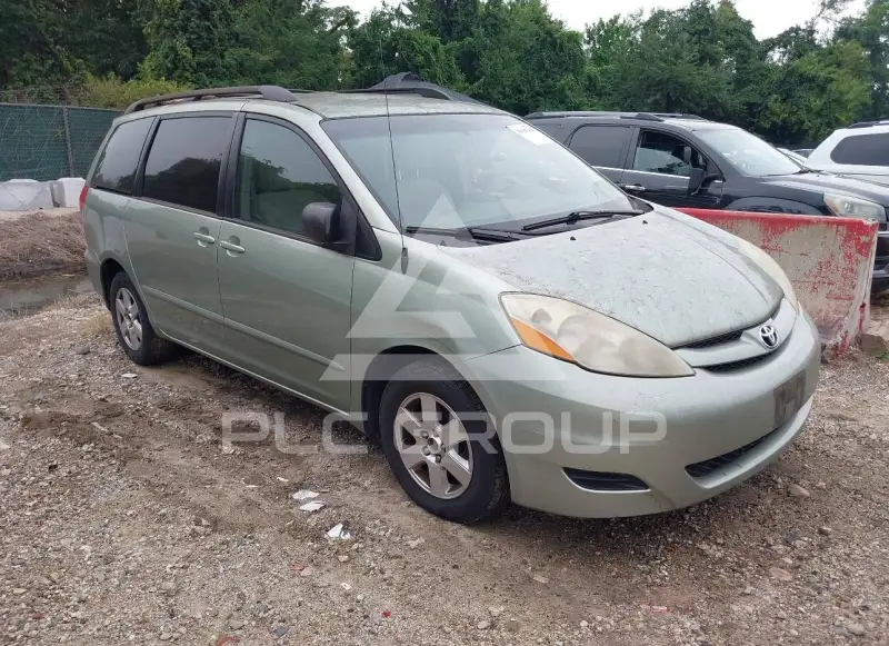 2010 Toyota SIENNA фото