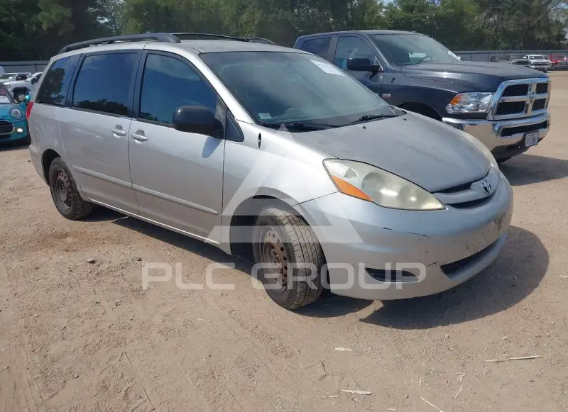 2010 Toyota SIENNA фото
