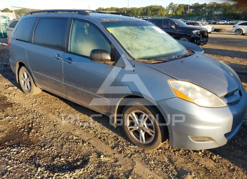 2010 Toyota SIENNA фото