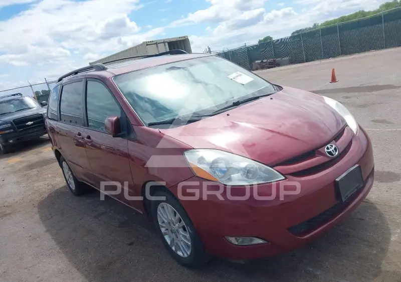 2010 Toyota SIENNA фото