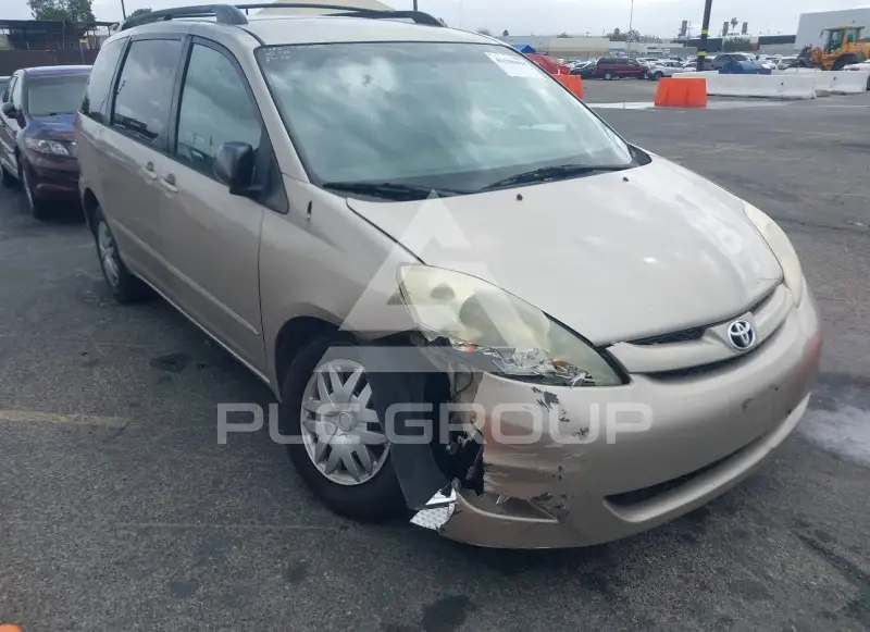 2010 Toyota SIENNA фото
