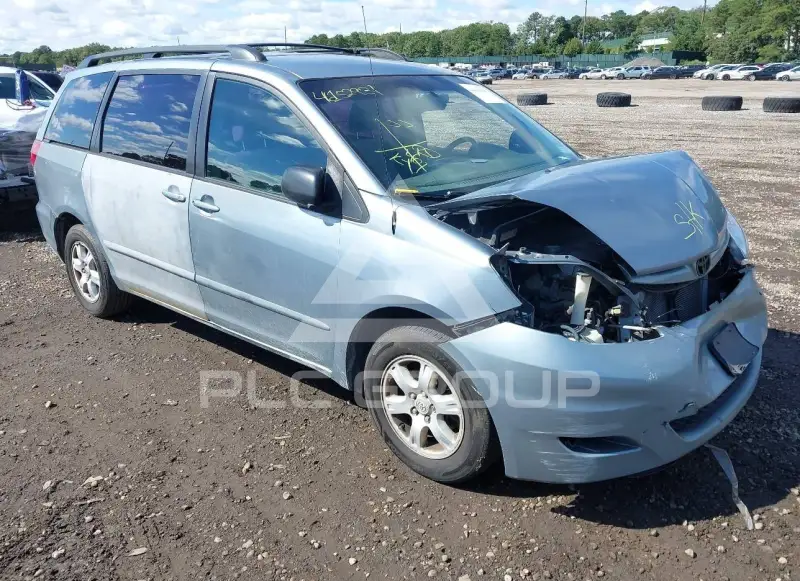 2010 Toyota SIENNA фото