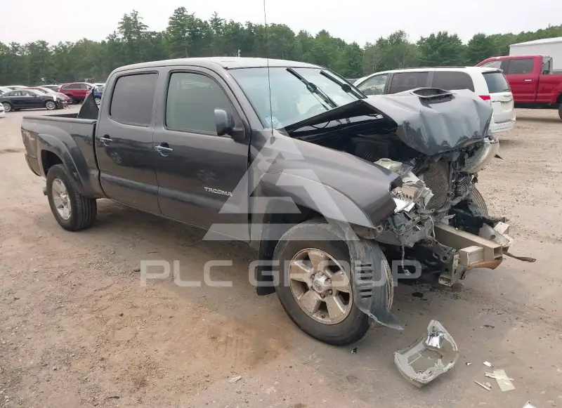 2010 Toyota TACOMA photo