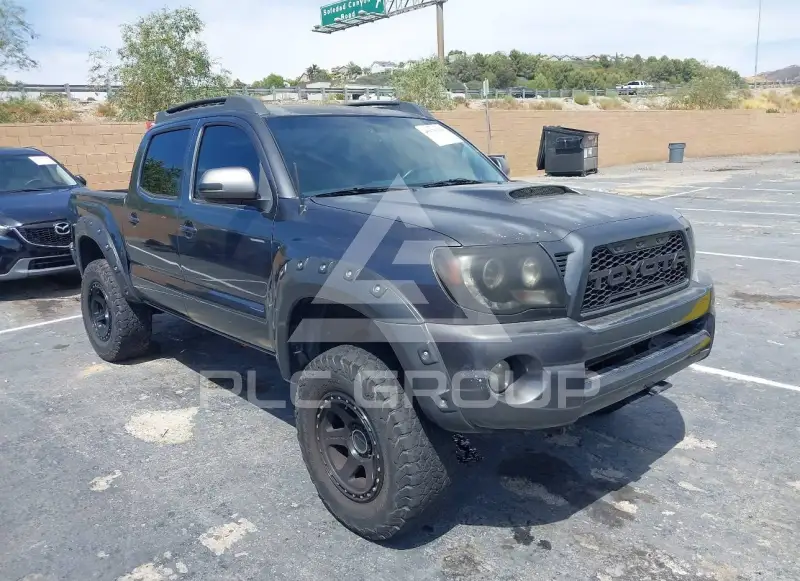 2010 Toyota TACOMA photo