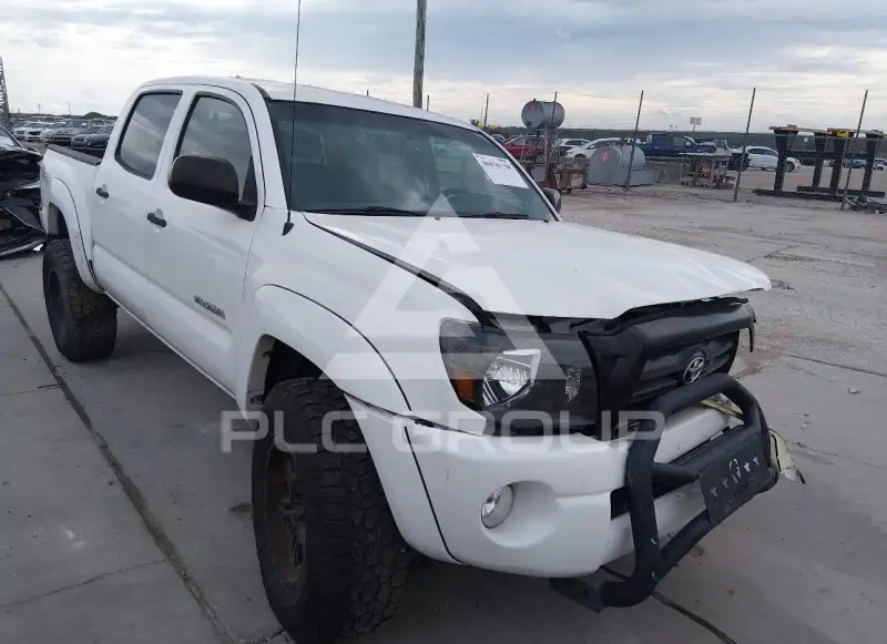 2010 Toyota TACOMA photo